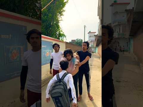 Chotu School Ja Raha hai 😂🤣 Aise batches kisi ko na mile #shorts #school