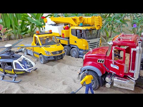 Tank, Excavator, Dump Truck Car Toy Rescue Sand Play