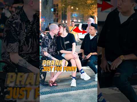 Prank bule yang sedang romantisan🤣😍 #viral #funny #comedy #prank #shorts