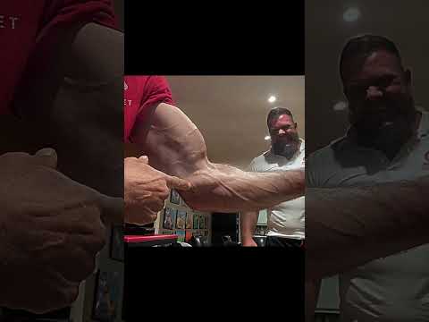 Devon took revenge 👑🦾 #armwrestling #fyp #armwrestling