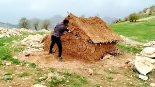 I built a cabin with a fireplace in rainy weather.😳😍@mountainman-l3u