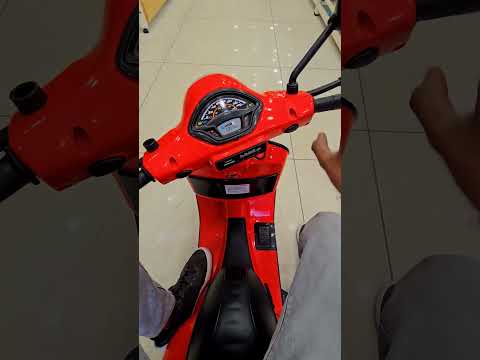 Vespa की copy ?#youtubeshorts#shortsfeed #vespa vespa