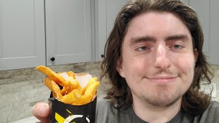 Eating Taco Bell Nacho Fries 