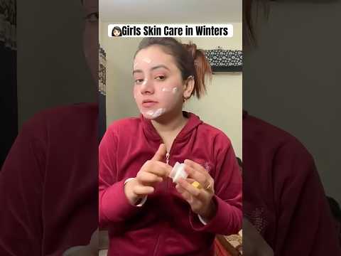 Skin Care in Winters❄️ Relatable? Girls vs Boys🤣 #funnyshort #relatable #girlsvsboysfunny #skincare