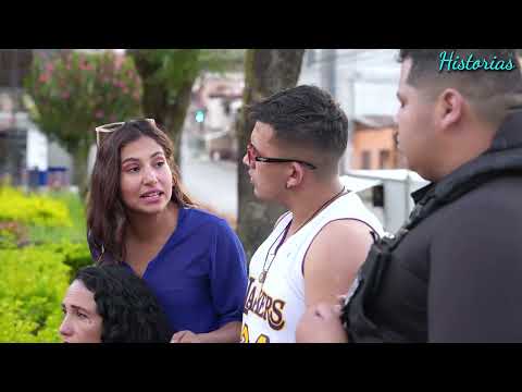 Mando a este chico hacer esto a su hermana c1ega hasta que ella se arrepintio