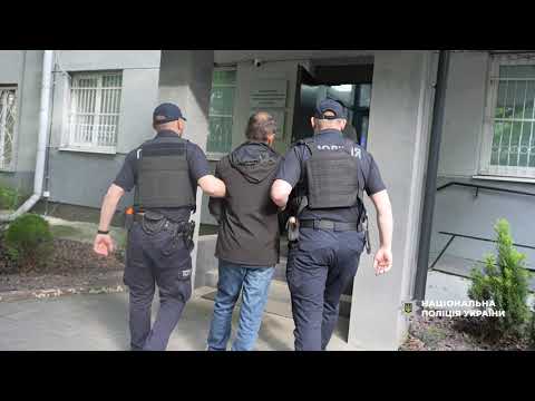 Погрожуючи ножем, зв’язав працівницю пошти та відібрав гроші: правоохоронці Рівненщини оперативно затримали зловмисника