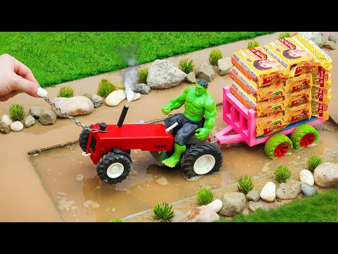 DIY Mini Tractor Picks Up Cake and Drives Through a Muddy Puddle | Mechanical Science Project