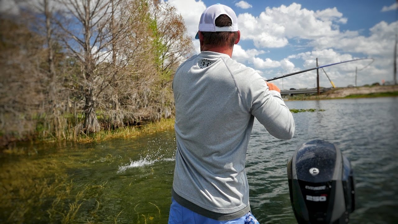 Billy's got a BASS - John Cox and I try to put Billy on his PB - Big Bass like John Cox Juice!