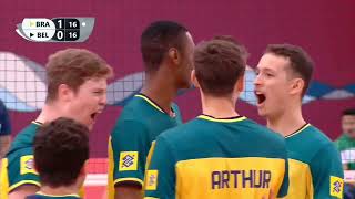 TOCASSO | Que bloqueio foi esse?! Maicon "abafando" atacante Bélgico