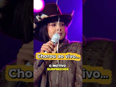 Ana Castela acaba chorando em show ao vivo.