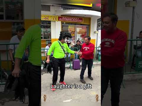 So Funny #manta #lomejor #divertido #desfile #mimo#Youtube #funny