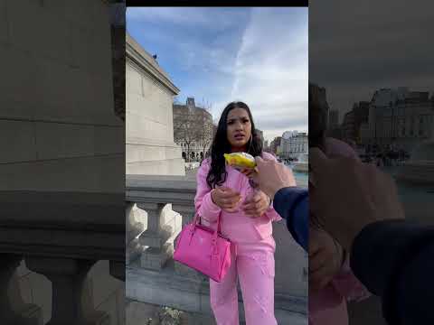Always be KIND!💷📲SHE WON MORE THAN EXPECTED! #trending #viral #fyp #cash #iphone #love #kind