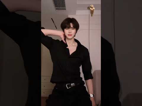Kiss Drum Bass🔥🔥🔥|Luojie Dance Trend Tiktok Douyin#dance cover#shorts