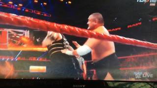 RAW 7 FEB SAMOA JOE VS ROMAN REIGNS