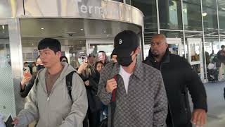 Jin of BTS wears Gucci as he arrives at JFK airport in NYC! #jin #bts #gucci