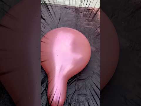 Ab tak ka sabse bade balloon😍😳#experiment #viralvideo #shorts #viralshorts #balloons #viral #hack