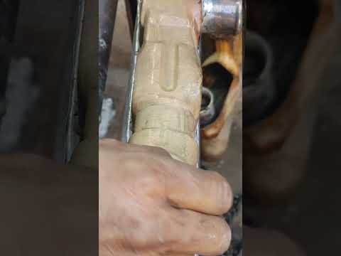Toyota Corolla 76 model radiator cap fitting #youtubeshorts #carradiator #radiator