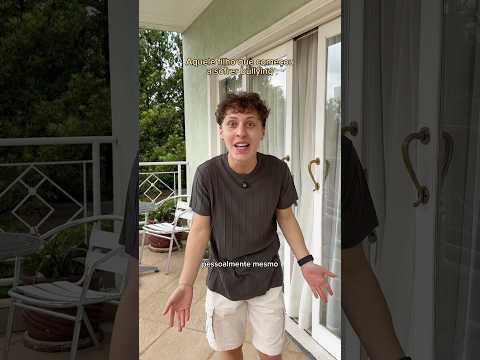 Baseado em fatos reais.. Vcs já sofreram bullying? Nunca deixe ele te parar ou mudar quem vc é!! 💙