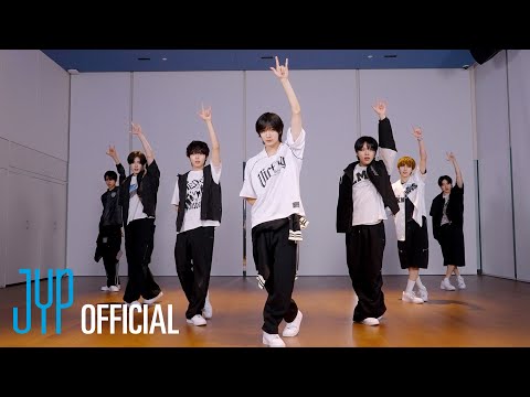 KickFlip(킥플립) "Stray Kids - CASE 143" Dance Practice Video