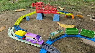 Merakit Mainan Kereta Api New Look Thomas & Friends KANA, Kereta Api Chuggingston Dunbar
