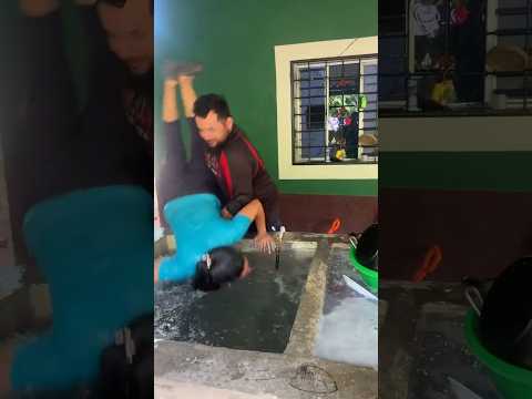 Un rey sin reina ๐๐ซ
๐ป #humor #tiktok #trending #shortvideo #shortsfeed #viralvideo #viralshort #fyp