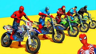 HOMEM-ARANHA e AMIGOS SALTO COM MOTO! MOTOS do SPIDERMAN - Bombi Gaming