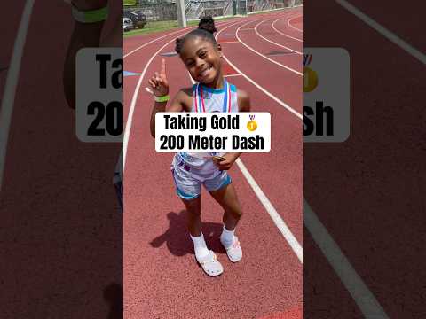 Hustle & Heart ❤️🔥💪🏽 #trackstar #trackandfield #viralvideo #fyp #sports #200meters #sprint