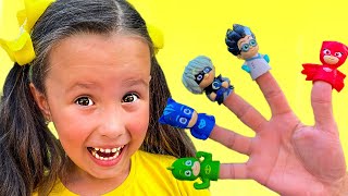 Finger Family SuperHeroes Song with LaLa kids Nursery rhymes