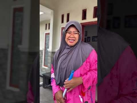 kalo sekolah itu SIKAT GIGI 😬