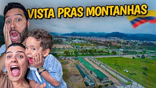 CHEGAMOS NA COLÔMBIA E O HOTEL É ESPETACULAR! NOSSO QUARTO TEM VISTA PRAS MONTANHAS 😱