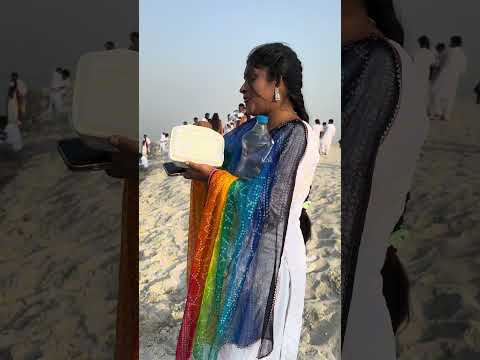 জীবনে প্রথমবার পদ্মার পাড়ে বসে দুপুরের খাবার খেলাম