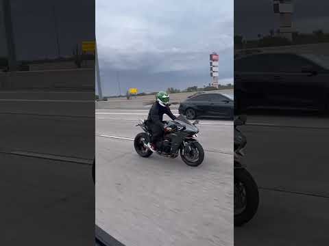 Have you ever seen a Kawasaki H2 wheelie?
