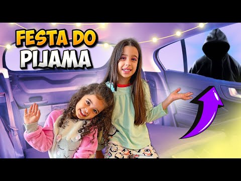 FESTA DO PIJAMA NO CARRO E ALGO TERRÍVEL ACONTECEU