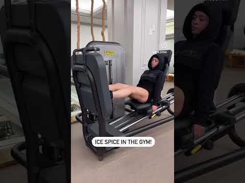 Ice Spice in the gym putting In that work 💪🏾🔥😵 #health #rap #gym