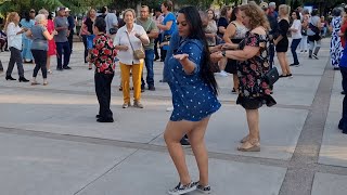 La Señorita Kumbia y también andaba Checho El Bailador
