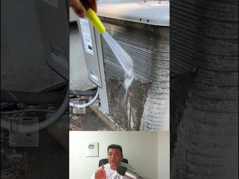 Condensador de aire acondicionado tapado de sucio que puede pasar
