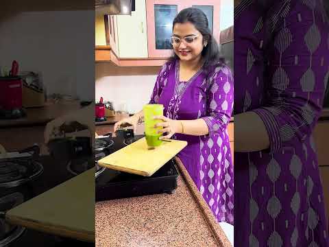 Maa ke garden me laga hai pan ka ped. Aur usse maine maa ke liye banaya pan shake