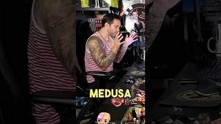 ¿Te pica una medusa? ¡NO hagas esto!