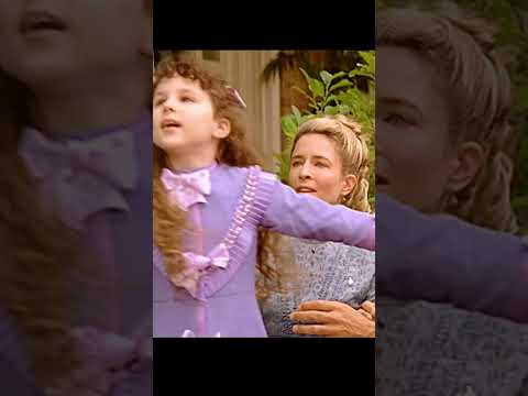 A miraculous moment: when she understood "water" and "love".#shorts