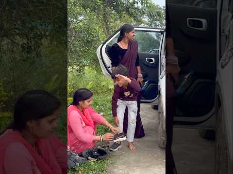 Aaj mai bhi skating nikal ke car me baitha