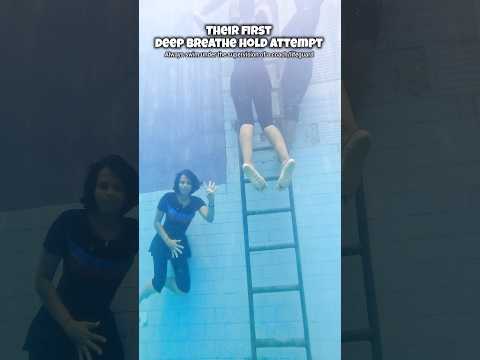 Holding Breath at the Bottom of a Deep Pool 🏊🏻 Swimming Tips #swimming #deepwater
