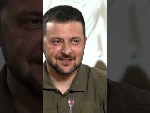 Зеленський "обрав" НАСТУПНИКА / Президент ВИСМІЯВ ідею іти війною на РФ #shorts