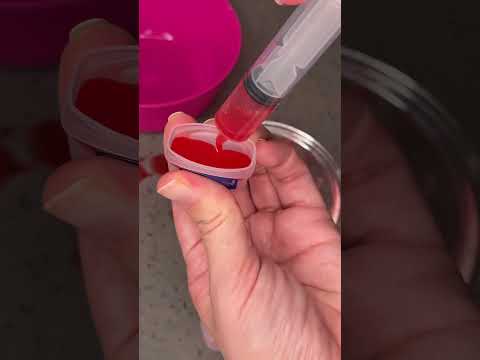 This helps my daughter cope with dry lips during the fall#momlife #momhack #lifehacks #lipstick