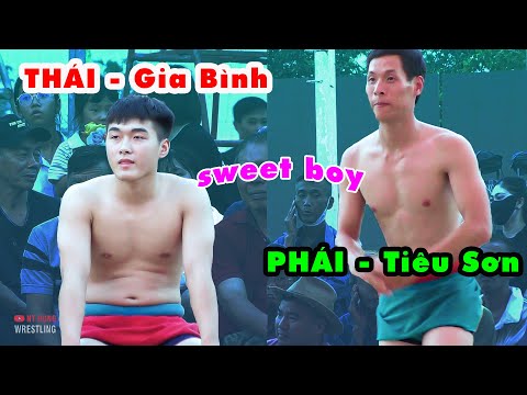 Màn trình diễn vô cùng nhiệt tình của các HOT BOY  .Highlights men's wrestling p4