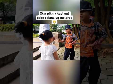 Kdm sangat terhibur dengan tingkah kocak egi.😂