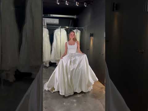 Bridal moment caught on camera 🥹👗 #emotionalbride #weddingtryon