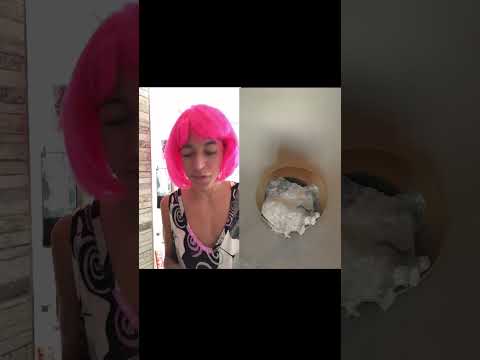 minha mãe numa casa assombrada KKK shorts ( créditos Lkzinhu)