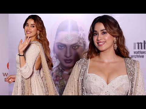 Janhvi Kapoor At The RED CARPET SCREENING Of UMRAO JAAN RE RELEASE