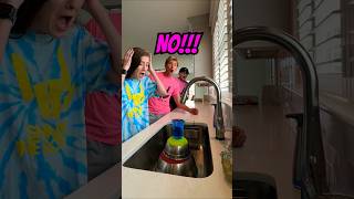 If you overflow the cup, you LOSE!! 😱🥤