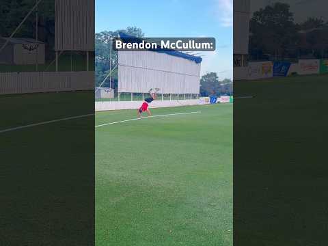 Share with a fielder like this…. #cricket